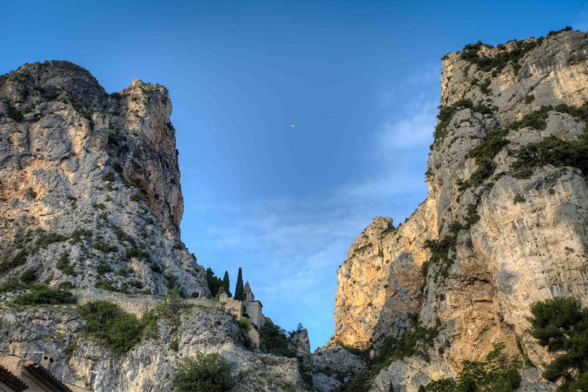 La Bonne Etoile - The Good Star Apartman Moustiers-Sainte-Marie Szoba fotó