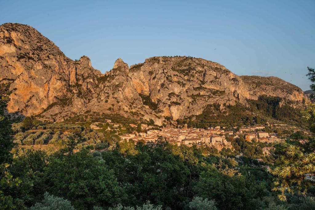 La Bonne Etoile - The Good Star Apartman Moustiers-Sainte-Marie Szoba fotó